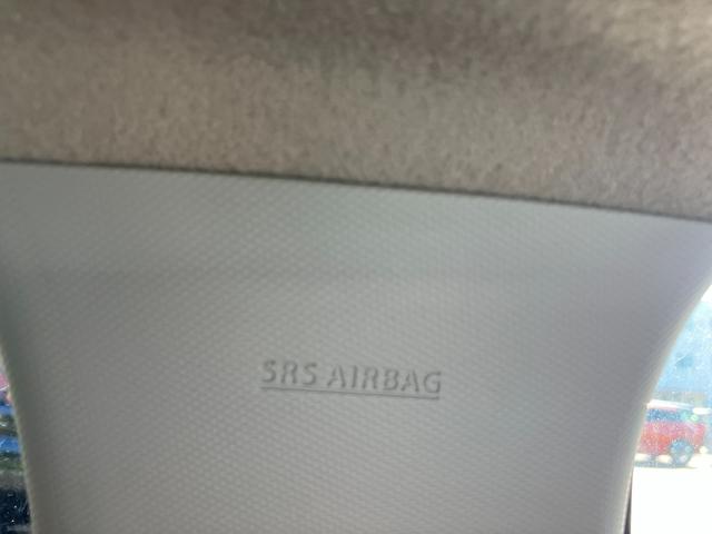 フロンクス １型　★フロンクス入荷しました★　４ＷＤ　純正ナビ　全方位カメラ　オートライト　プッシュスタート　シートヒーター　オートエアコン　衝突被害軽減システム　アイドリングストップ　衝突安全ボディ　盗難防止システム　横滑り防止機能（21枚目）