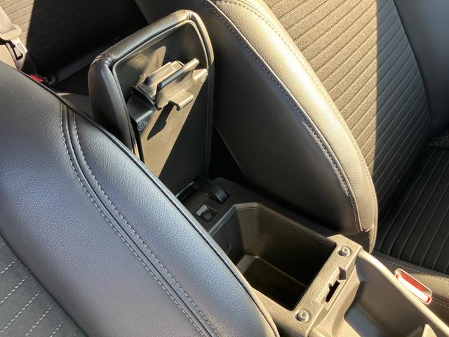 フロンクス １型　★フロンクス入荷しました★　４ＷＤ　純正ナビ　全方位カメラ　オートライト　プッシュスタート　シートヒーター　オートエアコン　衝突被害軽減システム　アイドリングストップ　衝突安全ボディ　盗難防止システム　横滑り防止機能（23枚目）