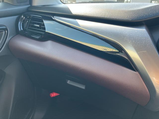 フロンクス １型　★フロンクス入荷しました★　４ＷＤ　純正ナビ　全方位カメラ　オートライト　プッシュスタート　シートヒーター　オートエアコン　衝突被害軽減システム　アイドリングストップ　衝突安全ボディ　盗難防止システム　横滑り防止機能（27枚目）