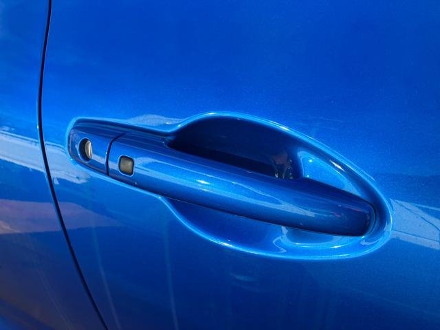 スイフト ＸＧ　３型　オートライト　プッシュスタート　シートヒーター　オートエアコン　衝突被害軽減システム　衝突安全ボディ　盗難防止システム（8枚目）