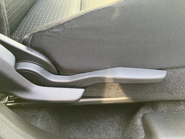 スイフト ＸＧ　３型　オートライト　プッシュスタート　シートヒーター　オートエアコン　衝突被害軽減システム　衝突安全ボディ　盗難防止システム（29枚目）