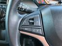 ナビのオーディオ部の音量や選曲、ソース切り替えなどがハンドルにあるスイッチで操作可能なステアリングオーディオスイッチを装備！