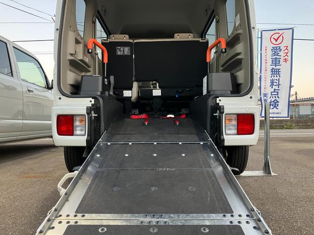エブリイワゴン 車いす移動車　６型　４ＷＤ　社用車アップ　電動ウインチ（17枚目）