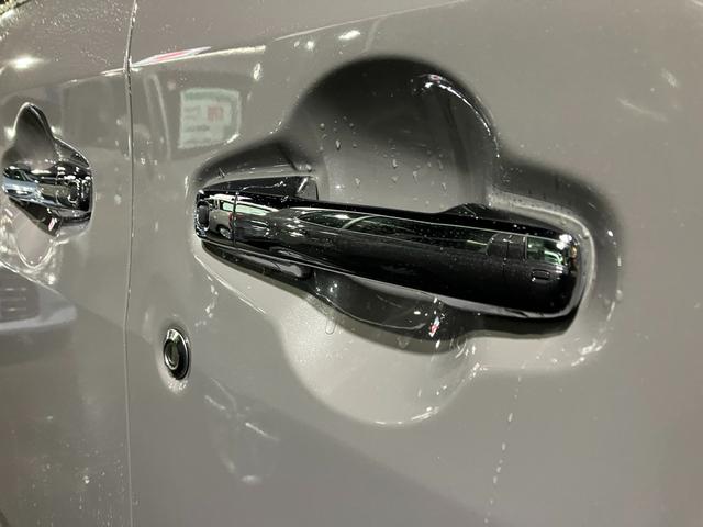 ワゴンＲスマイル ＨＹＢＲＩＤ　Ｘ　３型　４ＷＤ　社用車アップ　ナビ／コネクト（15枚目）