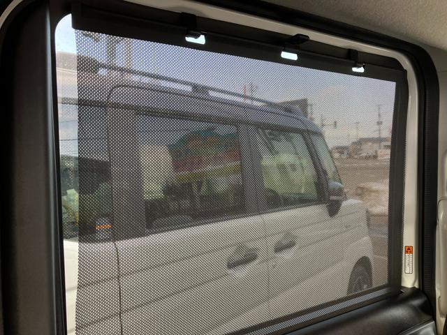 �㕔���Ȃɂ̓��[���T���V�F�[�h�𑕔��B�v���C�o�V�[������Ă���܂��B