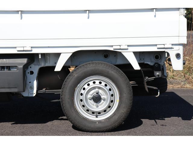 KCエアコン・パワステ 4WD 5MT 衝突被害軽減ブレーキ KCエアコンパワステ 4WD 5速MT 3方開 デュアルカメラブレーキサポート AMFMラジオ(23枚目)
