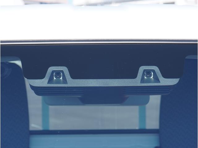 キャリイトラック KCエアコン・パワステ 4WD 5速MT 3方開 キーレス 4WD 5速MT リアパーキングセンサー キーレスエントリー 3方開 AMFMラジオ オートライト スペアタイヤ 衝突被害軽減システム アイドリングストップ 横滑り防止機能 衝突安全ボディ(3枚目)