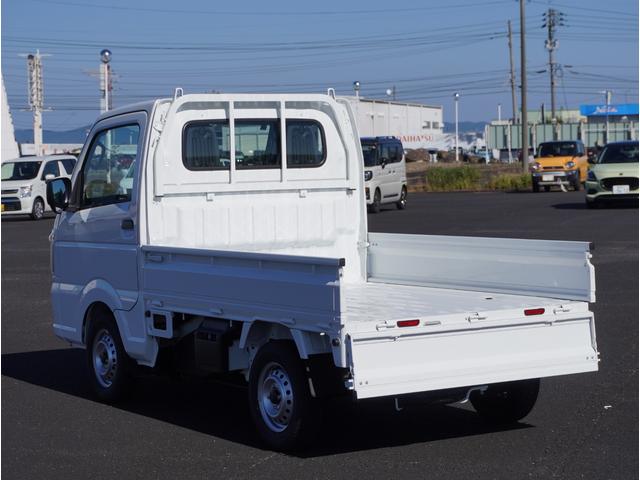 キャリイトラック KCエアコン・パワステ 4WD 5速MT 3方開 キーレス 4WD 5速MT リアパーキングセンサー キーレスエントリー 3方開 AMFMラジオ オートライト スペアタイヤ 衝突被害軽減システム アイドリングストップ 横滑り防止機能 衝突安全ボディ(34枚目)