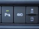 KCエアコン・パワステ 4WD 5速MT 3方開 キーレス 4WD 5速MT リアパーキングセンサー キーレスエントリー 3方開 AMFMラジオ オートライト スペアタイヤ 衝突被害軽減システム アイドリングストップ 横滑り防止機能 衝突安全ボディ(46枚目)