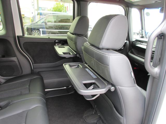 N-BOXカスタム Lターボ 純正9インチナビフルセグTV バックガイドモニター 両側パワースライドドア シートヒーター ハーフレザーシート LEDヘットライト LEDファグランプ 前後ドライブレコーダー ETC(7枚目)