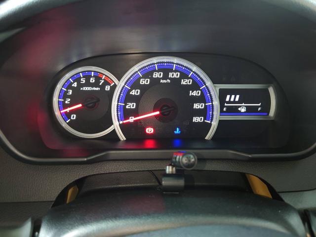 ルーミー カスタムＧ　車線逸脱　コーナーソナー　後カメラ　ＡＵＴＯライト　ブルートゥース　ハイビームアシスト　前後誤発進抑制　スマキー　ＬＥＤランプ　パワーウィンドウ　横滑防止装置　衝突安全ボディ　地デジフルセグ　クルコン（16枚目）