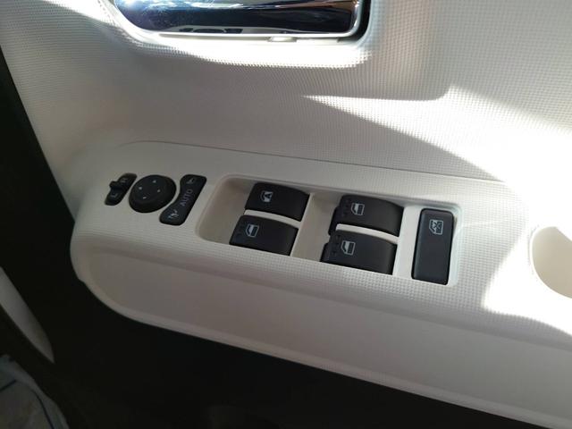 ムーヴキャンバス ストライプスＧ　リヤカメラ　ＡＡＣ　バックソナー　キーフリーキー　電格ドアミラー　アイドリングＳ　衝突被害軽減装置　禁煙　レーンキープ　盗難防止　スマートキー・プッシュスタート　ＬＥＤライト　ＥＳＣ　サイドエアバック（11枚目）