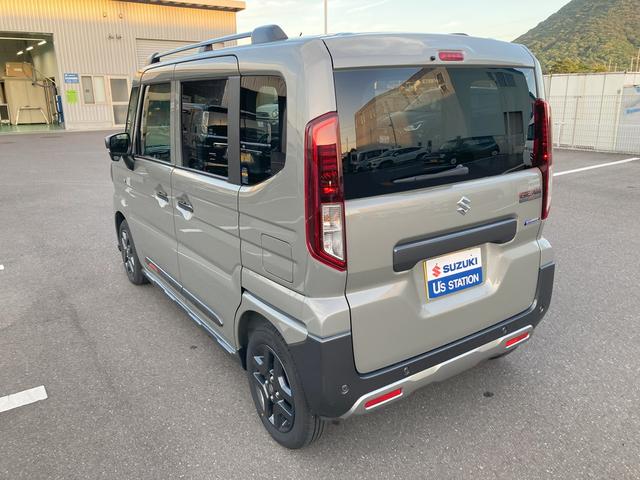 スペーシアギア HYBRID XZ オートライト スライドドア シートヒーター プッシュスタート オートエアコン スズキセーフティーサポート 衝突被害軽減システム アイドリングストップ 横滑り防止機能 衝突安全ボディ 盗難防止システム(9枚目)