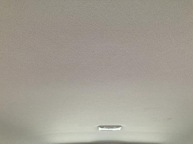 スペーシアギア HYBRID XZ オートライト スライドドア シートヒーター プッシュスタート オートエアコン スズキセーフティーサポート 衝突被害軽減システム アイドリングストップ 横滑り防止機能 衝突安全ボディ 盗難防止システム(12枚目)