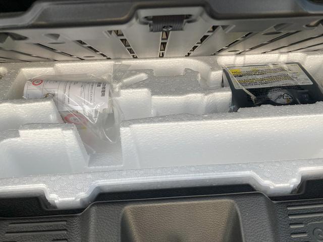 スペーシアギア HYBRID XZ オートライト スライドドア シートヒーター プッシュスタート オートエアコン スズキセーフティーサポート 衝突被害軽減システム アイドリングストップ 横滑り防止機能 衝突安全ボディ 盗難防止システム(48枚目)