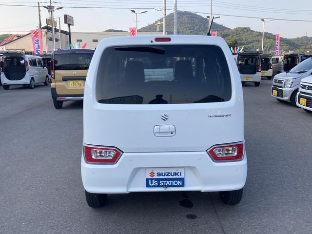 ワゴンR FX 4型 デュアルカメラブレーキサポート 後退時ブレーキサポート 誤発進抑制機能 ハイビームアシスト プッシュスタート アンブレラホルダー(リヤドア両側) CDプレーヤー装着車(3枚目)