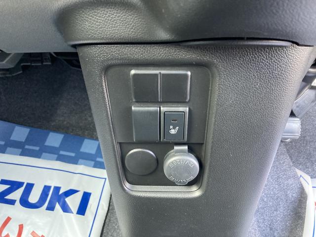 ワゴンR FX 4型 デュアルカメラブレーキサポート 後退時ブレーキサポート 誤発進抑制機能 ハイビームアシスト プッシュスタート アンブレラホルダー(リヤドア両側) CDプレーヤー装着車(30枚目)