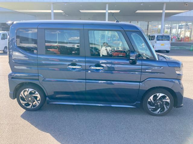 スペーシアカスタム カスタム　ＨＹＢＲＩＤ　ＸＳ　バックカメラ　オートライト　Ｂｌｕｅｔｏｏｔｈ　スライドドア　純正ナビ　プッシュスタート　シートヒーター　オートエアコン　スズキセーフティーサポート　アイドリングストップ　衝突安全ボディ（4枚目）