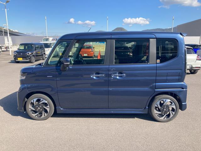 スペーシアカスタム カスタム　ＨＹＢＲＩＤ　ＸＳ　バックカメラ　オートライト　Ｂｌｕｅｔｏｏｔｈ　スライドドア　純正ナビ　プッシュスタート　シートヒーター　オートエアコン　スズキセーフティーサポート　アイドリングストップ　衝突安全ボディ（5枚目）