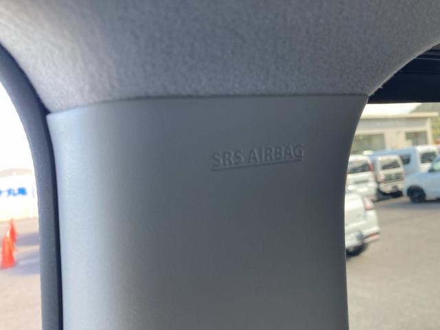 スペーシアカスタム カスタム　ＨＹＢＲＩＤ　ＸＳ　バックカメラ　オートライト　Ｂｌｕｅｔｏｏｔｈ　スライドドア　純正ナビ　プッシュスタート　シートヒーター　オートエアコン　スズキセーフティーサポート　アイドリングストップ　衝突安全ボディ（30枚目）