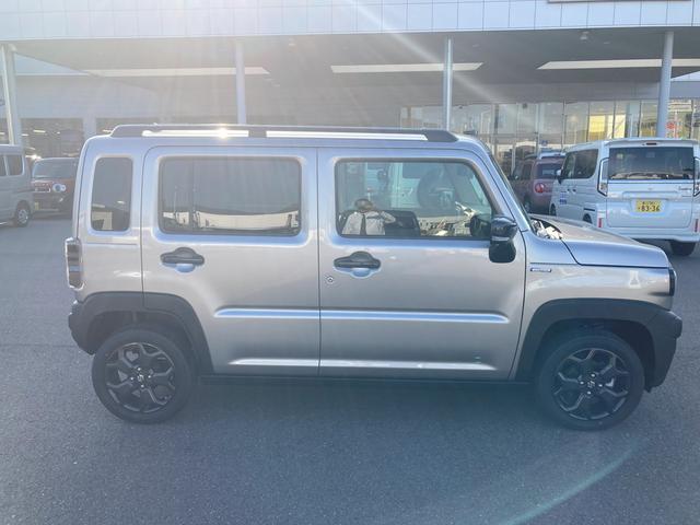 ハスラー タフワイルドターボ 3型 バックカメラ オートライト Bluetooth 純正ナビ プッシュスタート シートヒーター オートエアコン スズキセーフティーサポート アイドリングストップ 横滑り防止機能 衝突安全ボディ(4枚目)