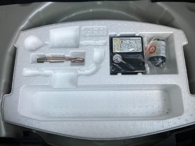 スイフト ＸＧ　オーディオ付　オートライト　プッシュスタート　シートヒーター　オートエアコン　衝突被害軽減システム　衝突安全ボディ　盗難防止システム（38枚目）