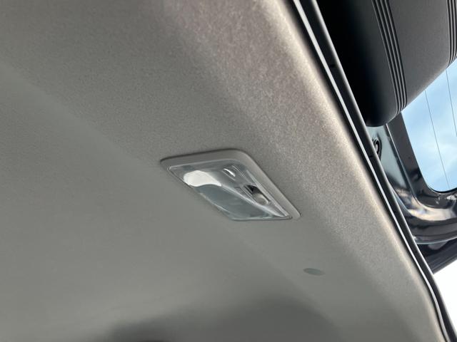 ワゴンＲ ＨＹＢＲＩＤ　ＦＺ　２型　★純正ナビ　ＥＴＣ★　純正ナビ　ＥＴＣ　オートライト　プッシュスタート　シートヒーター　オートエアコン　衝突被害軽減システム　アイドリングストップ　衝突安全ボディ　盗難防止システム　横滑り防止機能（56枚目）