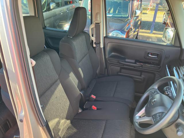 ���݂������āA�����S�n�̂����\�t�@�̂悤�ȃV�[�g�B�������ƍ���܂��B