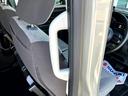 アシストグリップがあるので後部座席への乗り降りがスムーズです。