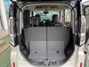 【4名乗車+少しの荷物】後部座席を立てた状態での収納スペースです。普段のお買い物程度の荷物はここで十分です。