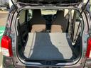 【２名乗車＋大きな荷物】後部座席を倒せばここまでスペースが広がるので、大きな荷物を積む時にも大活躍です。