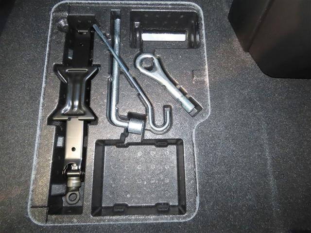 ルーミー カスタムＧ　ナビ＆ＴＶ　両側電動スライド　メモリーナビ　フルセグ　バックカメラ　ＤＶＤ再生　衝突被害軽減システム　ＥＴＣ　スマートキー　ＬＥＤヘッドランプ　アイドリングストップ　オートクルーズコントロール　ＣＤ（40枚目）