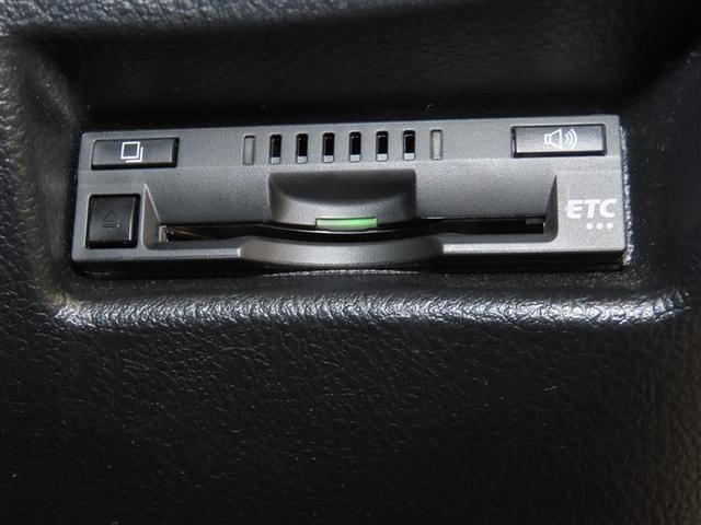 シエンタ Ｇ　セーフティーエディション　ナビ＆ＴＶ　両側電動スライド　メモリーナビ　フルセグ　バックカメラ　ＤＶＤ再生　衝突被害軽減システム　ＥＴＣ　３列シート　スマートキー　ＬＥＤヘッドランプ　ウオークスルー　乗車定員７人　キーレス　ＣＤ（17枚目）
