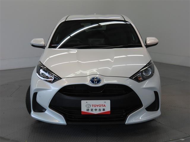 ヤリス ハイブリッドＧ　ハイブリッド　メモリーナビ　バックカメラ　ミュージックプレイヤー接続可　衝突被害軽減システム　ＥＴＣ　スマートキー　アイドリングストップ　オートクルーズコントロール　キーレス（4枚目）