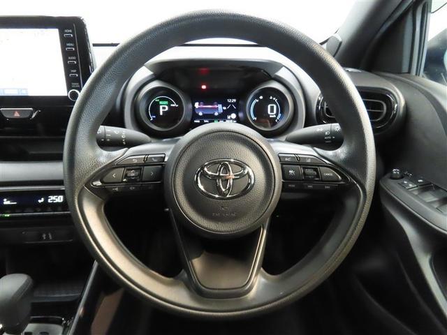 ヤリス ハイブリッドＧ　ハイブリッド　メモリーナビ　バックカメラ　ミュージックプレイヤー接続可　衝突被害軽減システム　ＥＴＣ　スマートキー　アイドリングストップ　オートクルーズコントロール　キーレス（33枚目）