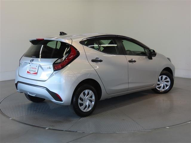 アクア Ｂ　ハイブリッド　メモリーナビ　バックカメラ　ミュージックプレイヤー接続可　衝突被害軽減システム　ＥＴＣ　ＬＥＤヘッドランプ　アイドリングストップ　オートクルーズコントロール　キーレス（6枚目）