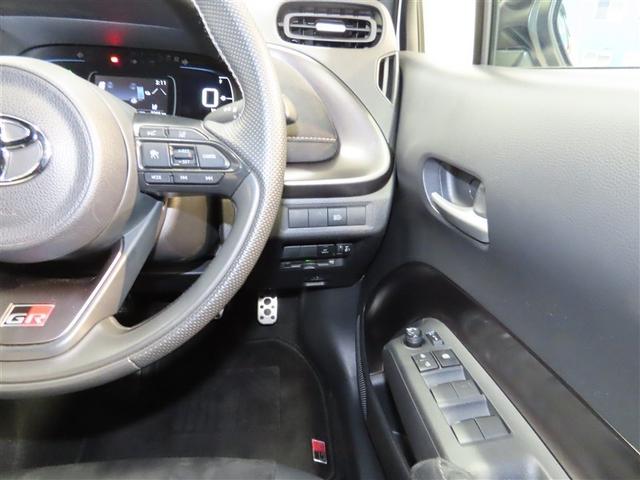 アクア ＧＲスポーツ　展示・試乗車　ハイブリッド　メモリーナビ　バックカメラ　ドラレコ　ミュージックプレイヤー接続可　衝突被害軽減システム　ＥＴＣ　スマートキー　ＬＥＤヘッドランプ　アイドリングストップ　キーレス（16枚目）