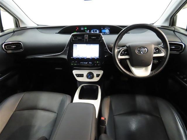 プリウス Ａプレミアム　革シート　ハイブリッド　ナビ＆ＴＶ　メモリーナビ　フルセグ　バックカメラ　ＤＶＤ再生　衝突被害軽減システム　ＥＴＣ　電動シート　スマートキー　ＬＥＤヘッドランプ　アイドリングストップ　キーレス　ＣＤ（12枚目）