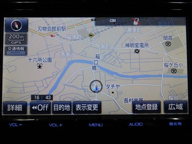 プリウス Ａプレミアム　革シート　ハイブリッド　ナビ＆ＴＶ　メモリーナビ　フルセグ　バックカメラ　ＤＶＤ再生　衝突被害軽減システム　ＥＴＣ　電動シート　スマートキー　ＬＥＤヘッドランプ　アイドリングストップ　キーレス　ＣＤ（13枚目）