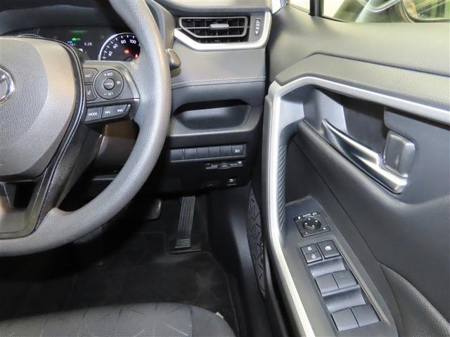 ＲＡＶ４ ハイブリッドＸ　ハイブリッド　メモリーナビ　バックカメラ　ミュージックプレイヤー接続可　衝突被害軽減システム　ＥＴＣ　スマートキー　ＬＥＤヘッドランプ　アイドリングストップ　オートクルーズコントロール　キーレス（16枚目）