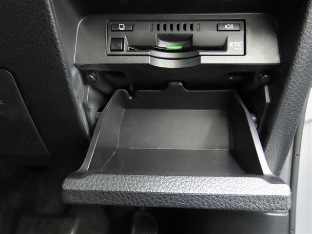 エスクァイア Gi ナビ&TV メモリーナビ フルセグ 後席モニター バックカメラ DVD再生 衝突被害軽減システム ETC 3列シート スマートキー LEDヘッドランプ 乗車定員7人 アイドリングストップ キーレス(17枚目)