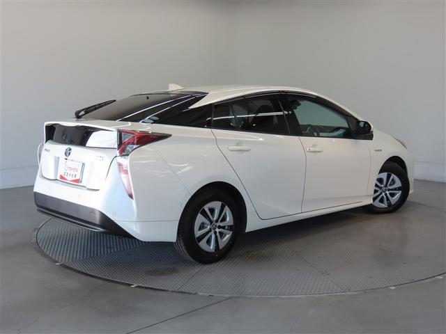 プリウス A ハイブリッド ナビ&TV メモリーナビ フルセグ バックカメラ DVD再生 衝突被害軽減システム ETC スマートキー LEDヘッドランプ アイドリングストップ オートクルーズコントロール キーレス(6枚目)