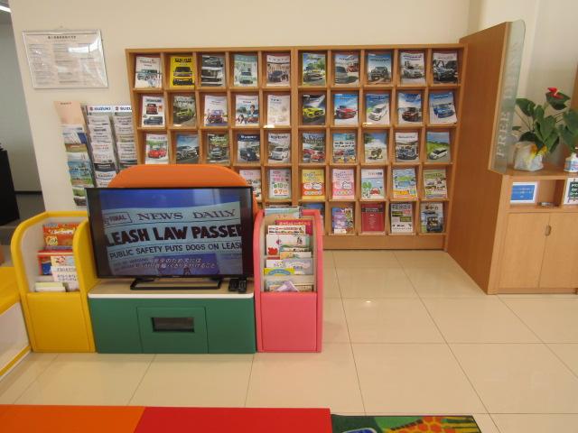 ハスラー ＨＹＢＲＩＤ　Ｇ　３型　オートライト　Ｂｌｕｅｔｏｏｔｈ　純正ナビ　プッシュスタート　シートヒーター　オートエアコン　禁煙車　スズキセーフティーサポート　衝突被害軽減システム　アイドリングストップ　横滑り防止機能（67枚目）