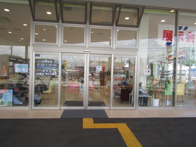 ワゴンＲスマイル ＨＹＢＲＩＤ　Ｓ　３型　オートライト　スライドドア　プッシュスタート　シートヒーター　オートエアコン　禁煙車　スズキセーフティーサポート　４ＷＤ　衝突被害軽減システム　アイドリングストップ　横滑り防止機能　衝突安全ボディ（61枚目）