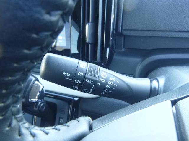 ソリオ ＨＹＢＲＩＤ　ＭＺ　オートライト　Ｂｌｕｅｔｏｏｔｈ　スライドドア　純正ナビ　プッシュスタート　シートヒーター　オートエアコン　スズキセーフティーサポート　衝突被害軽減システム　横滑り防止機能　衝突安全ボディ（15枚目）