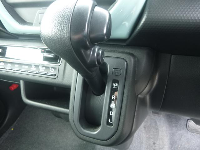 ハスラー ＨＹＢＲＩＤ　Ｇ　３型　オートライト　プッシュスタート　シートヒーター　スズキセーフティーサポート　アイドリングストップ　横滑り防止機能　衝突安全ボディ　盗難防止システム（23枚目）