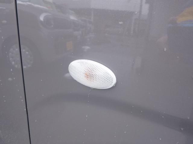 ワゴンＲスマイル ＨＹＢＲＩＤ　Ｓ　３型　オートライト　Ｂｌｕｅｔｏｏｔｈ　スライドドア　純正ナビ　プッシュスタート　シートヒーター　オートエアコン　禁煙車　スズキセーフティーサポート　４ＷＤ　衝突被害軽減システム　アイドリングストップ（10枚目）