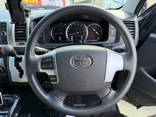 ハイエースバン ロングワイドスーパーＧＬ　４ＷＤ　ワンオーナー　両側パワースライドドア　スマートキー　ＬＥＤヘッドライト　リフトアップ　大径タイヤ新品付き　ダブルモニター　ナビ　後席モニター　社外スピーカー　フルセグテレビ　トランク２段棚付き（65枚目）