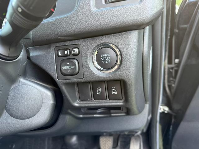 ハイエースバン ロングワイドスーパーＧＬ　４ＷＤ　ワンオーナー　両側パワースライドドア　スマートキー　ＬＥＤヘッドライト　リフトアップ　大径タイヤ新品付き　ダブルモニター　ナビ　後席モニター　社外スピーカー　フルセグテレビ　トランク２段棚付き（66枚目）