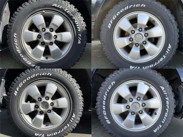 ハイエースバン ロングワイドスーパーＧＬ　４ＷＤ　ワンオーナー　両側パワースライドドア　スマートキー　ＬＥＤヘッドライト　リフトアップ　大径タイヤ新品付き　ダブルモニター　ナビ　後席モニター　社外スピーカー　フルセグテレビ　トランク２段棚付き（76枚目）